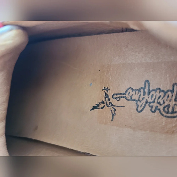 Colorful Graphic Women's Sneakers - Picture 7 of 9